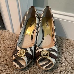 Michael Kors Wedges, Leopard print, size 8.5